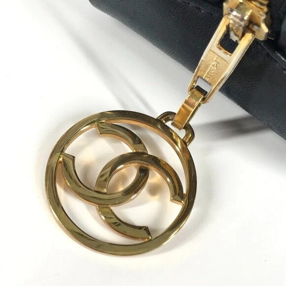 CHANEL vintage Quilted shoulder bag Shoulder Bag Jersey / Leather Navy - Picture 8 of 16